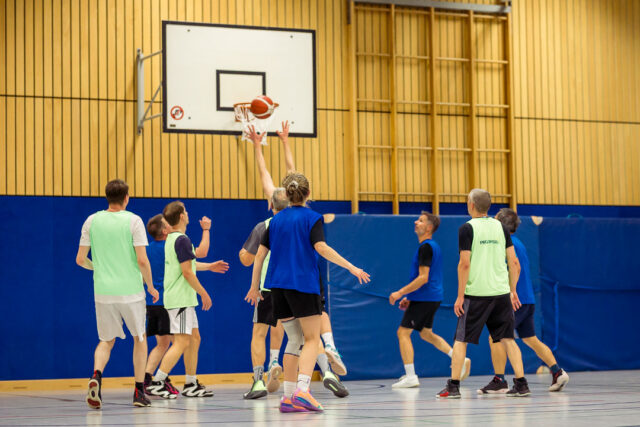 Basketball verbindet: DJK Olympia Drensteinfurt begeistert beim Freundschaftsturnier